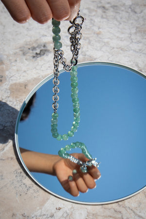 seree lab collection green bead silver necklace