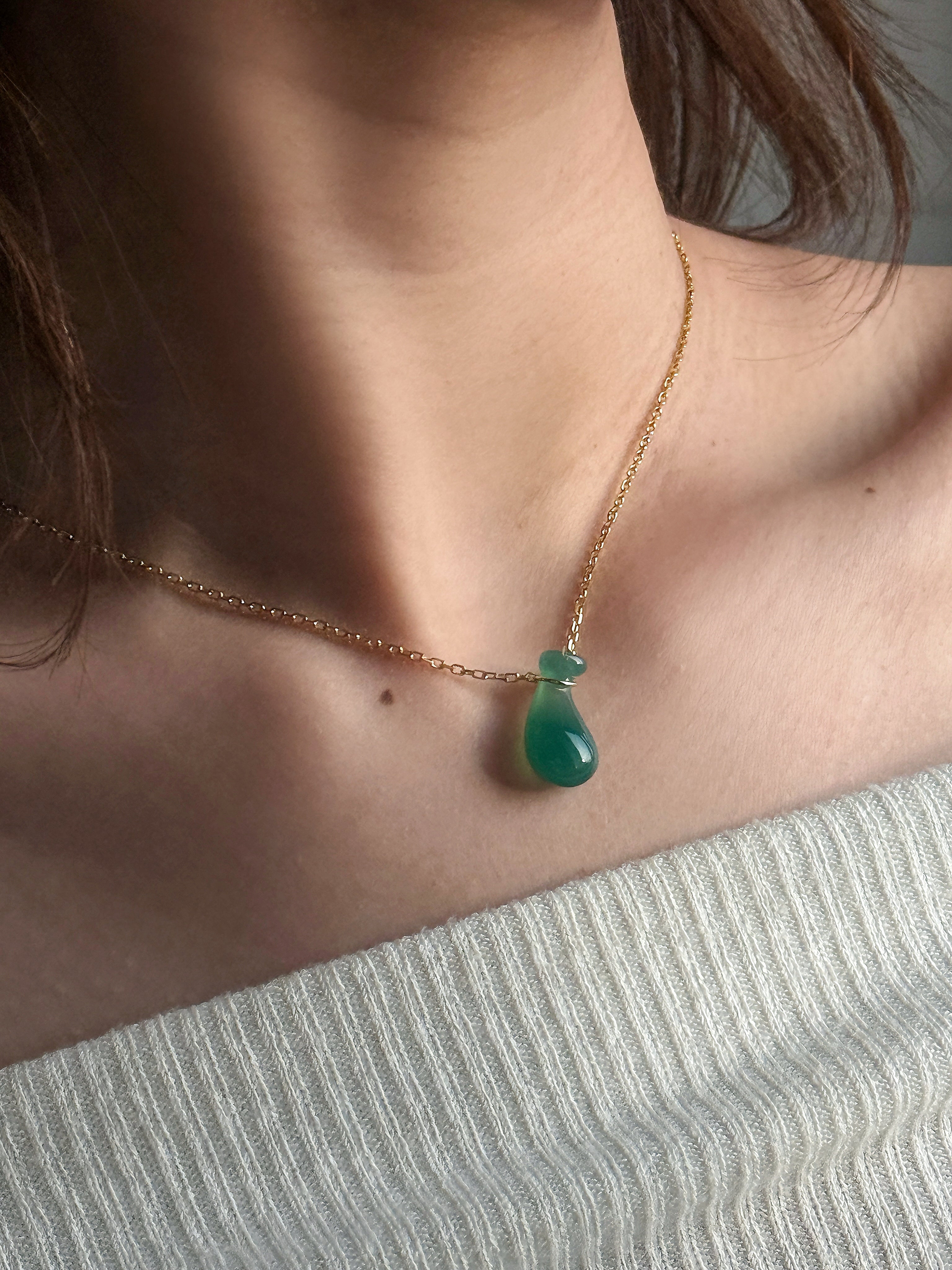 seree - Fudai — Green Jade Stone Pendant Necklace