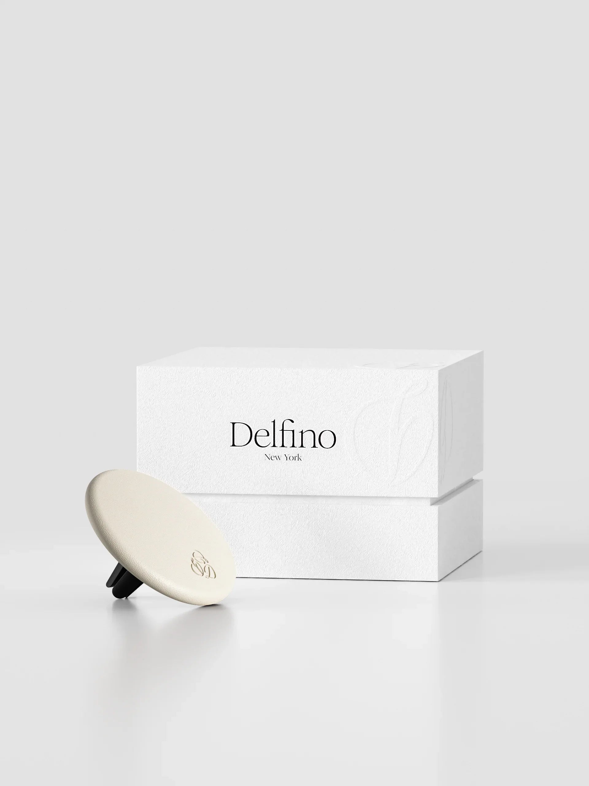 seree - Sage - Cream Lambskin Car Diffuser and Insert