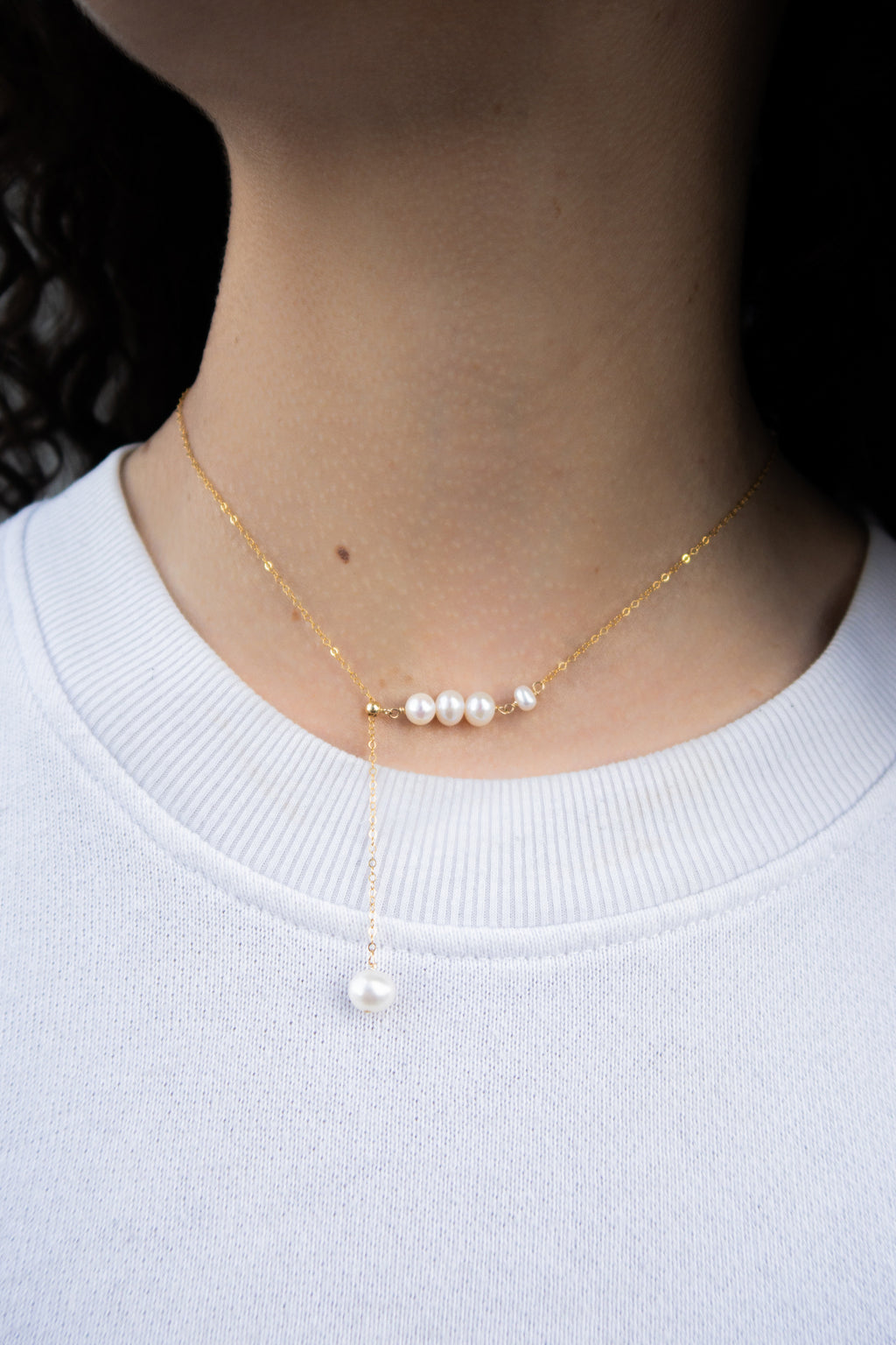 Hailey — Pearl pendant necklace
