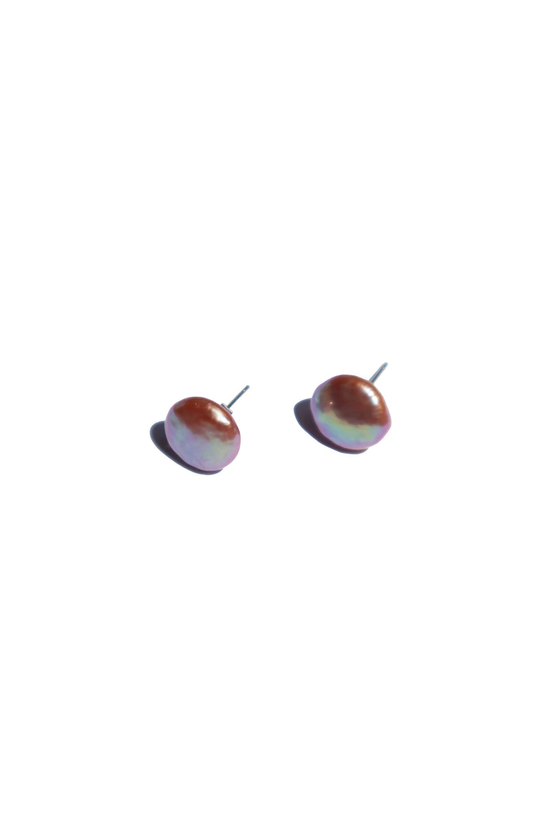 Maisie — Freshwater pearl stud earrings
