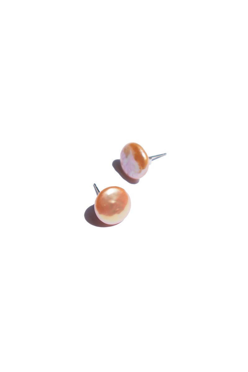 Maisie — Freshwater pearl stud earrings