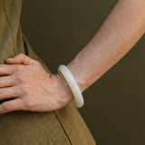 1994 — Off White Thin Jade Bangle