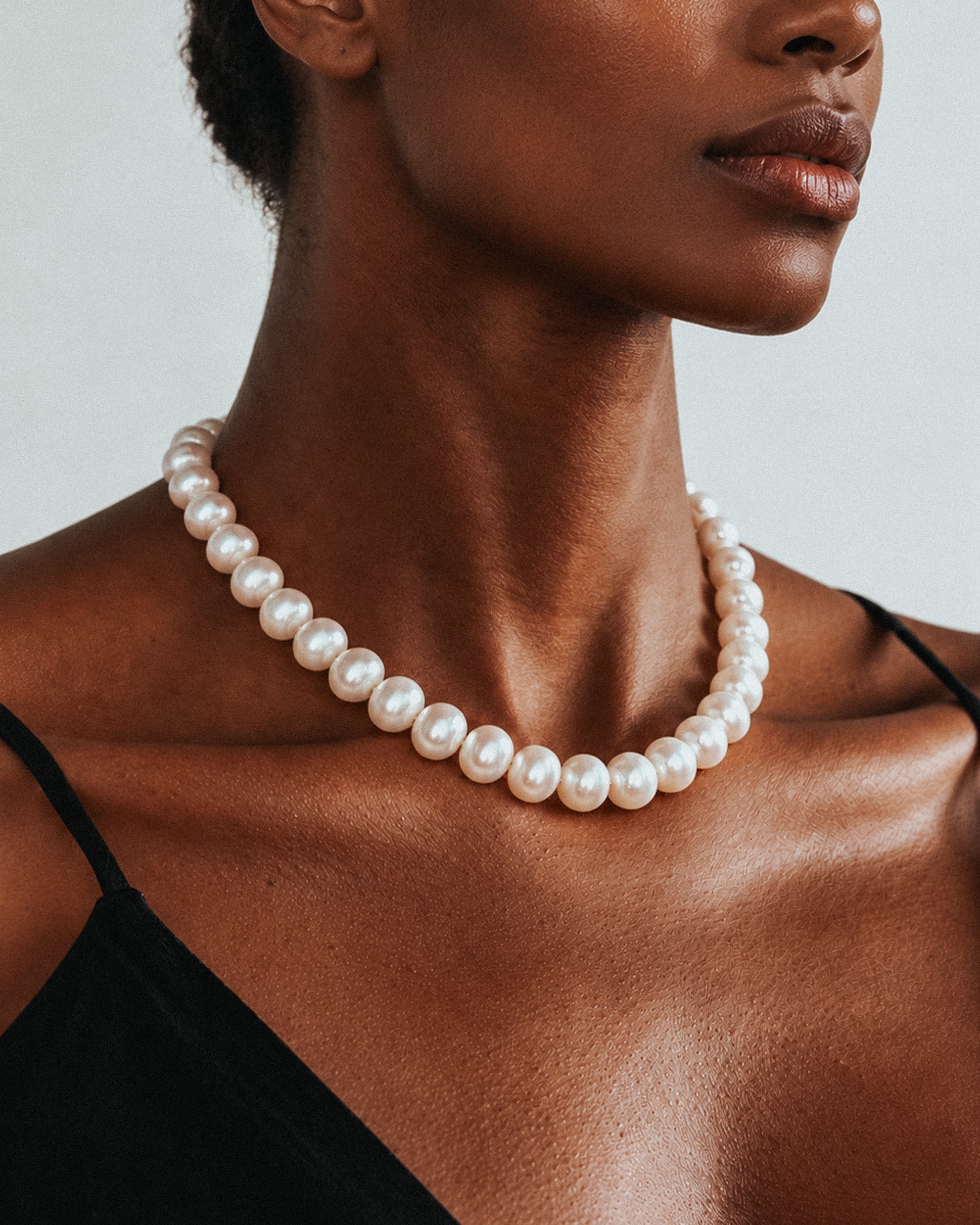 seree Margot Chunky Freshwater Pearl Necklace 3 3d58210a 218d 4892 8662 b7d290949928