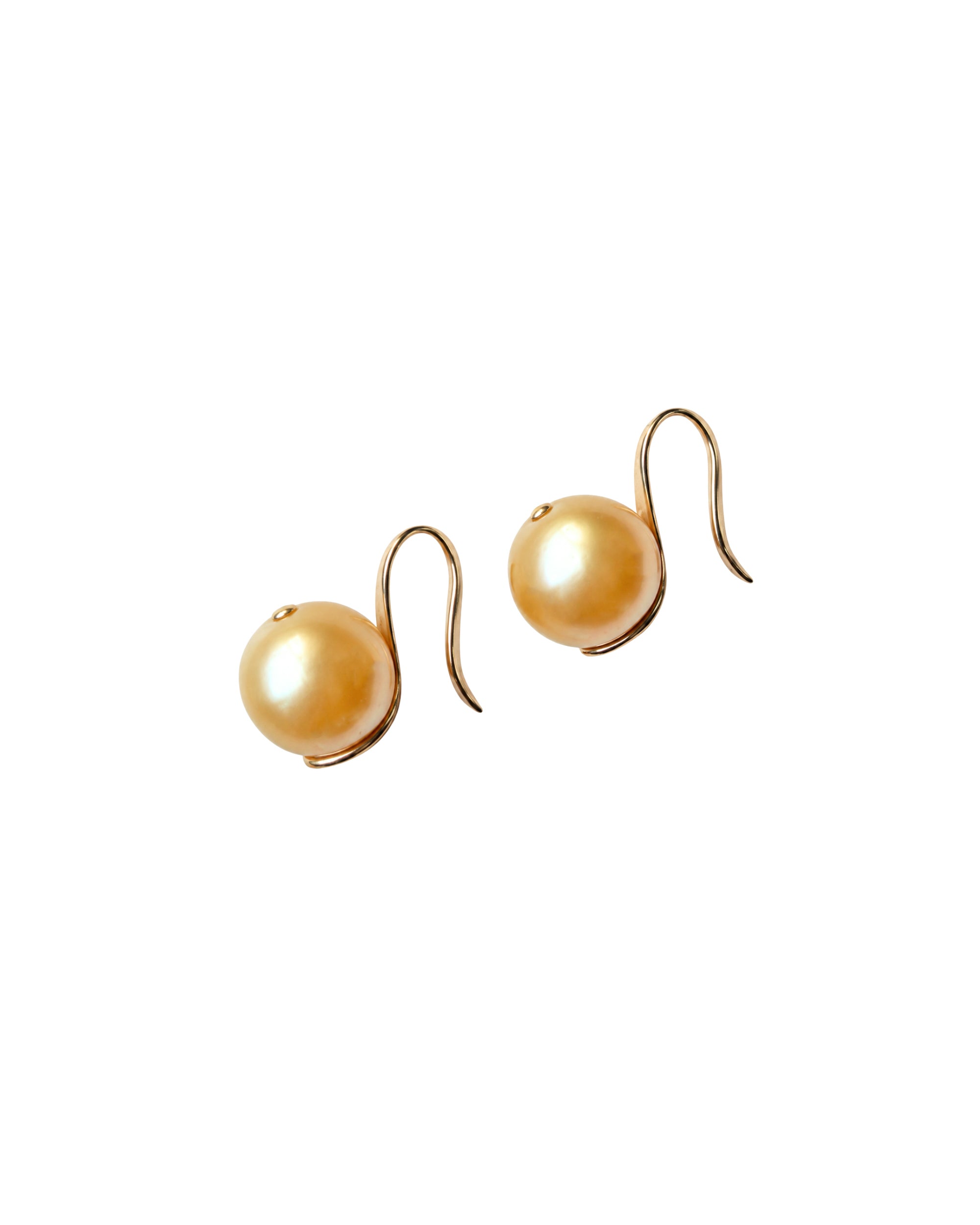 seree Sol Golden South Sea Pearl Drop Earrings 1 3fbb5d52 1a2b 435d af25 c9555a195789