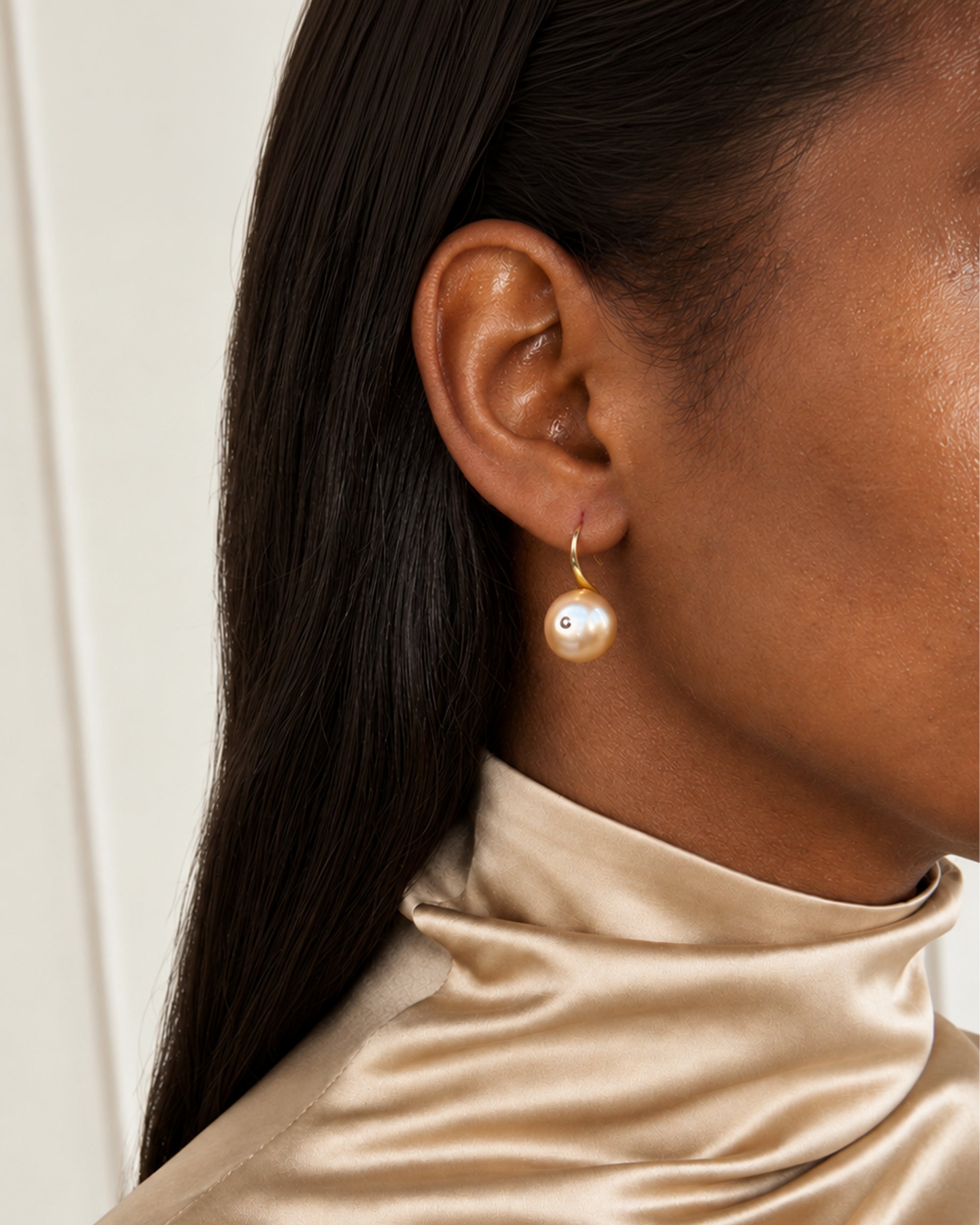 seree Sol Golden South Sea Pearl Drop Earrings 5 9fee63db d19c 4fea 99c5 3177760af6ee