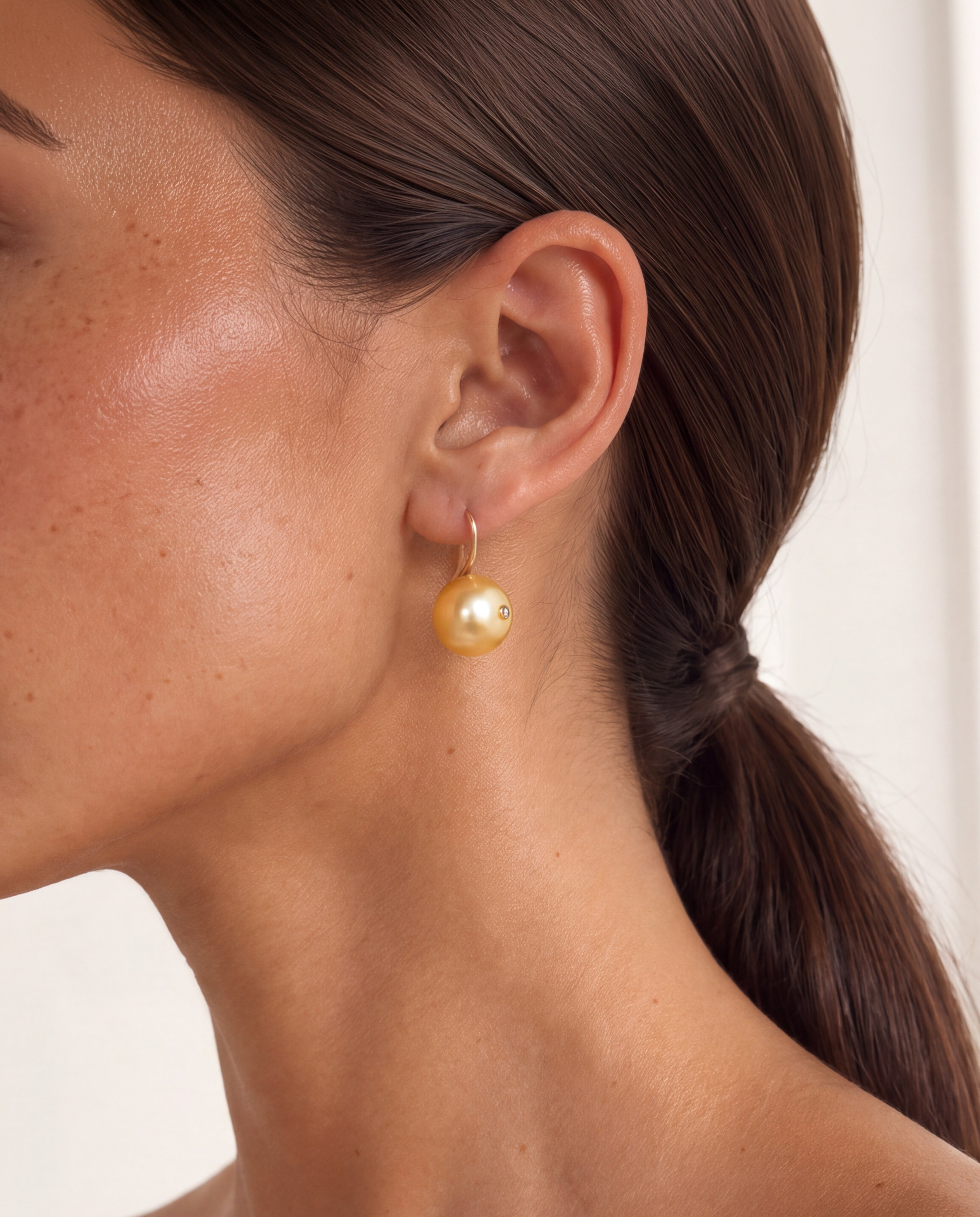 seree Sol Golden South Sea Pearl Drop Earrings 6 ed8da13c 26c3 4ad3 a052 baabdc503738
