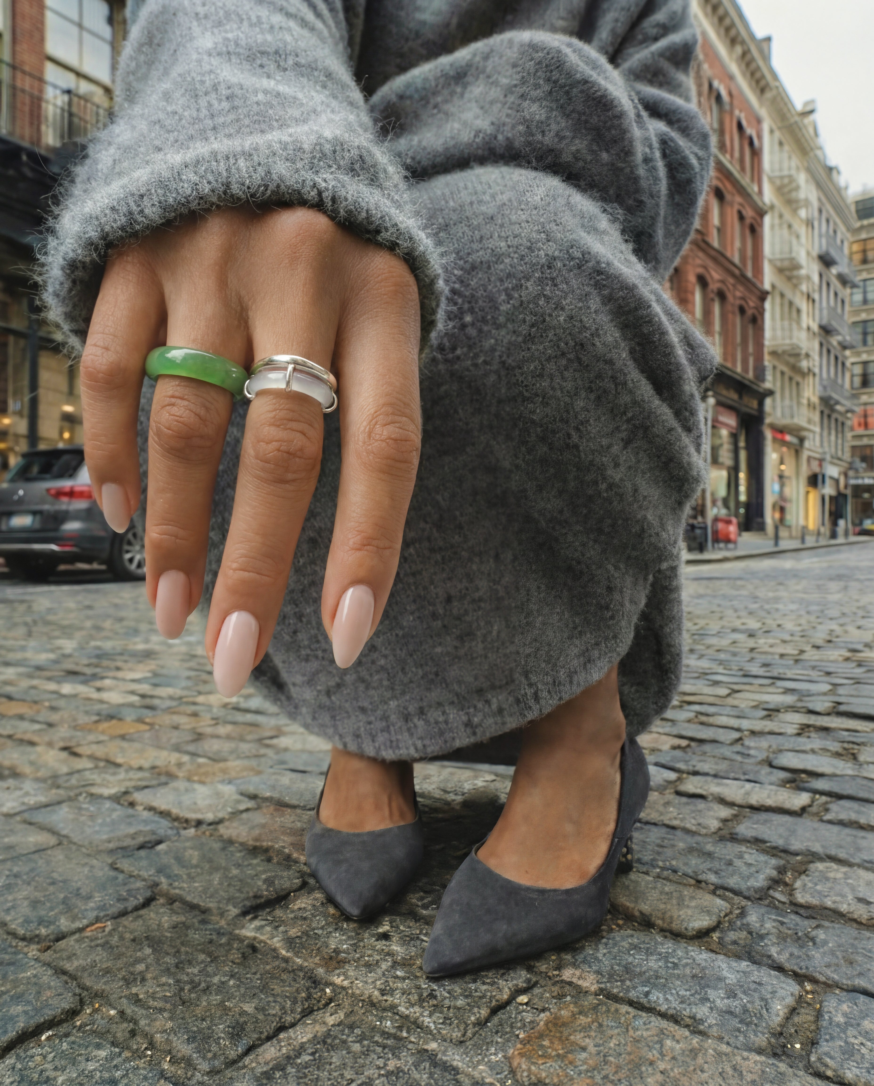 seree - Cove White Jade Stone Sculpted Ring