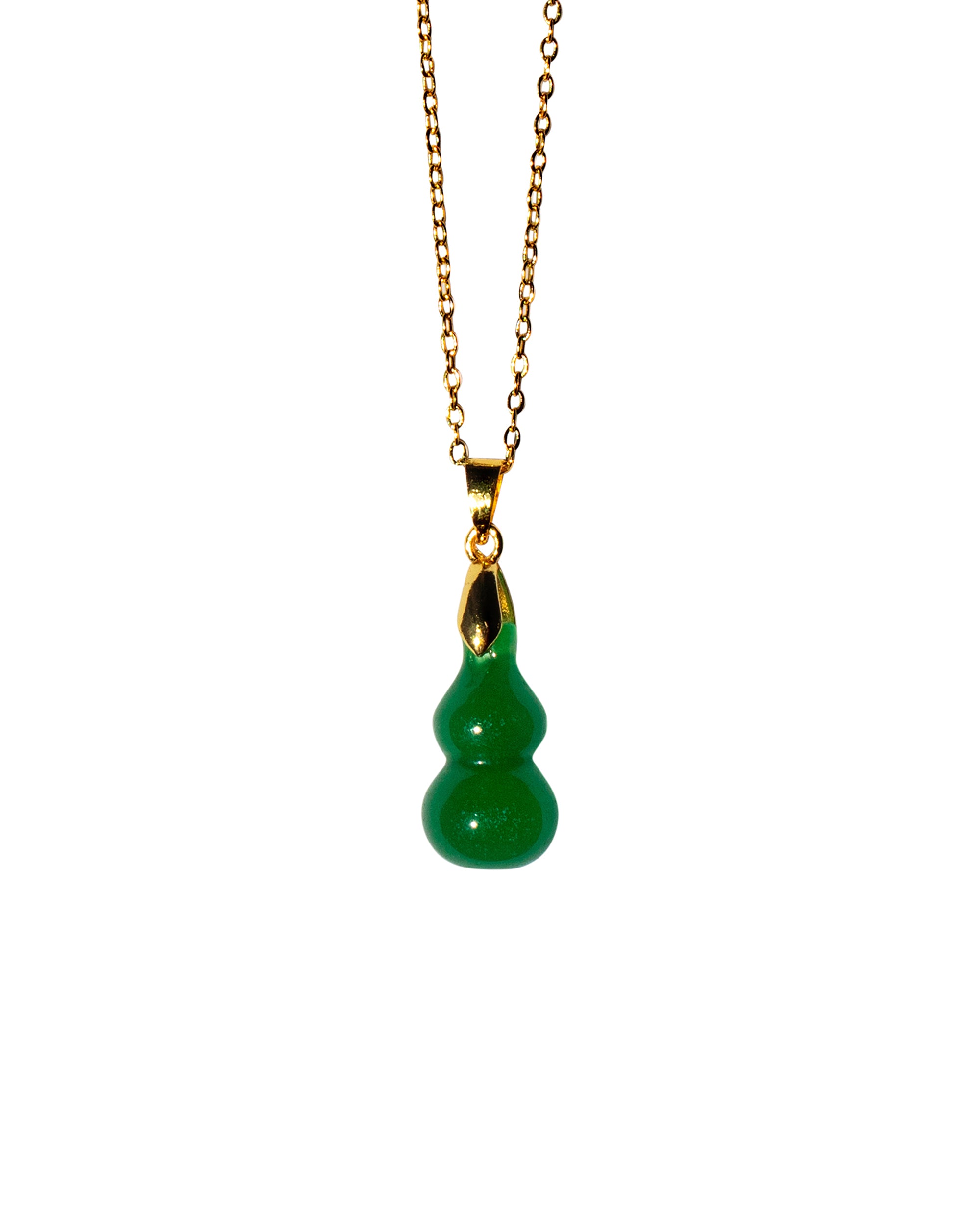 seree - Hulu — Jade Stone Pendant Necklace in Green