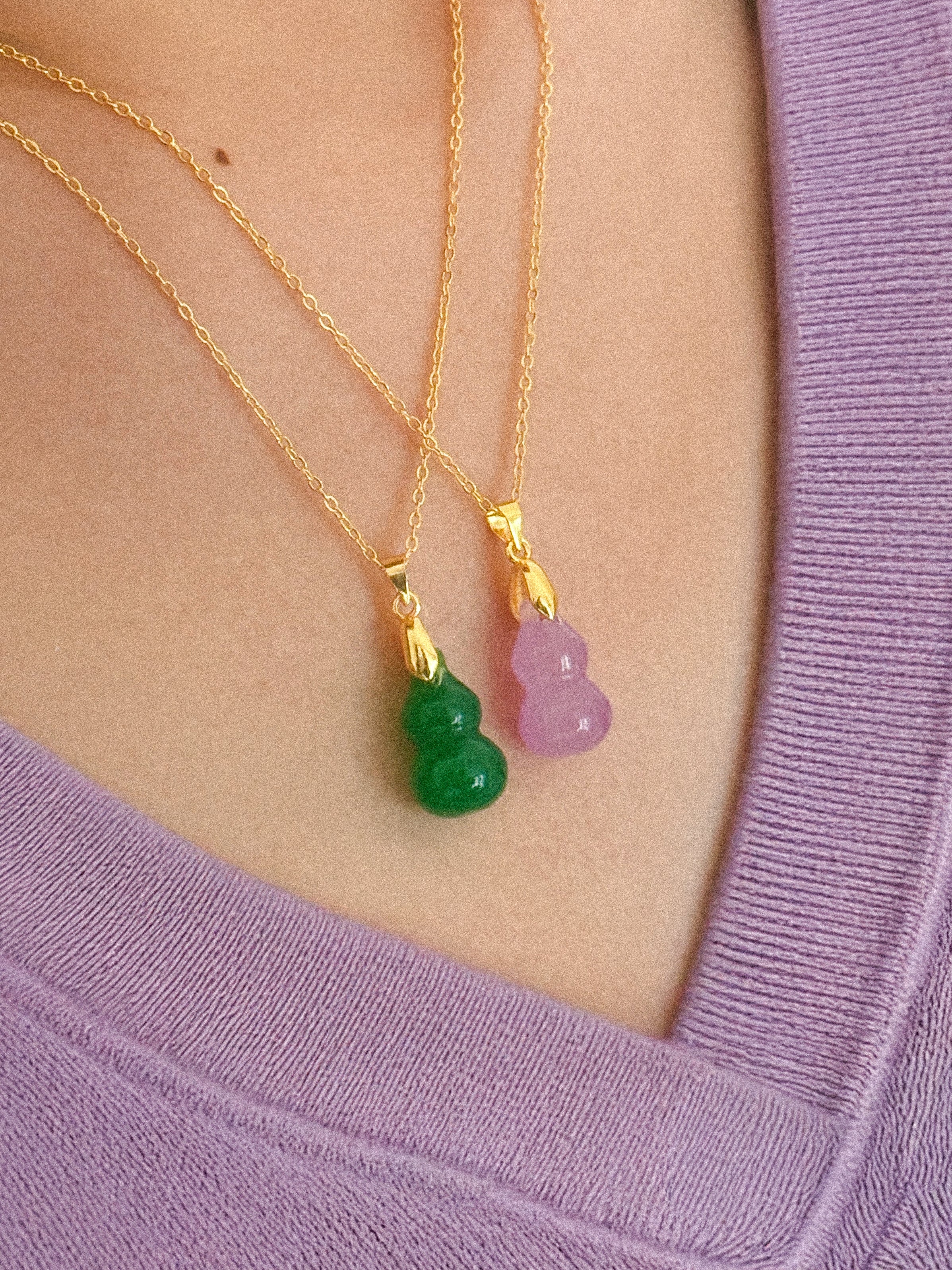 seree - Hulu — Jade Stone Pendant Necklace