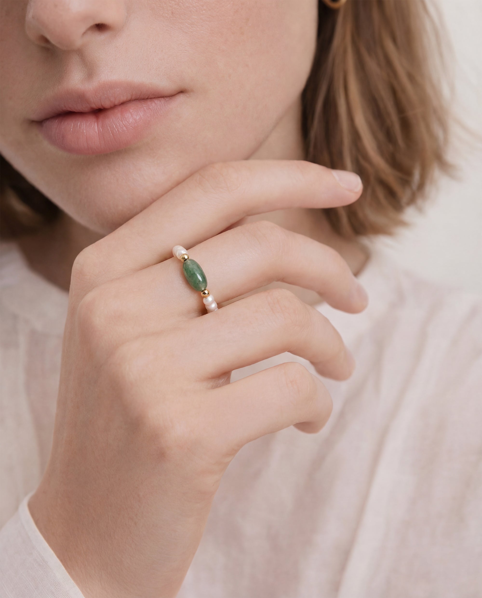 seree - Isa — Jade and Beaded Pearl Stretch Ring