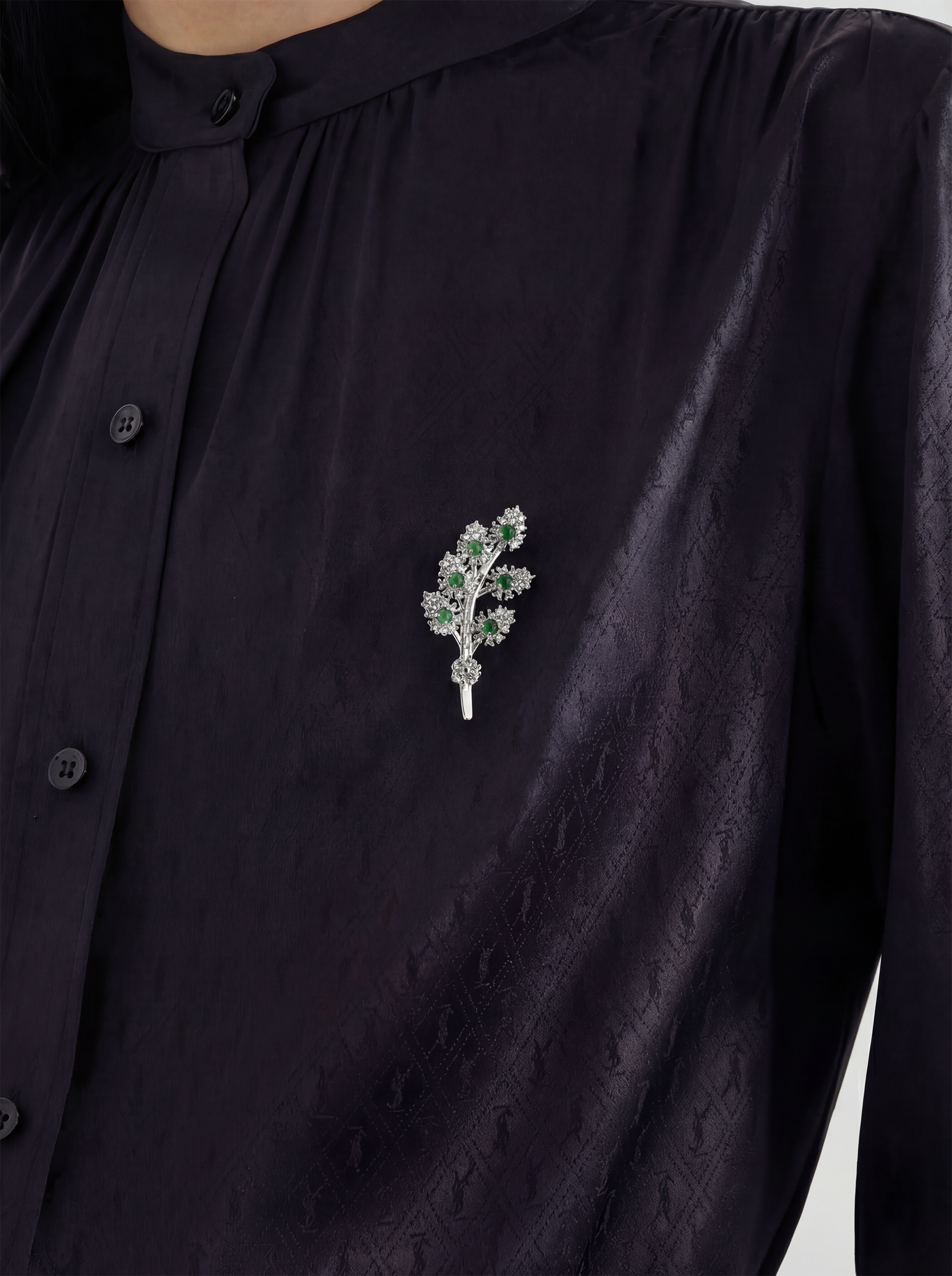 seree-leaf-brooch-green-jade