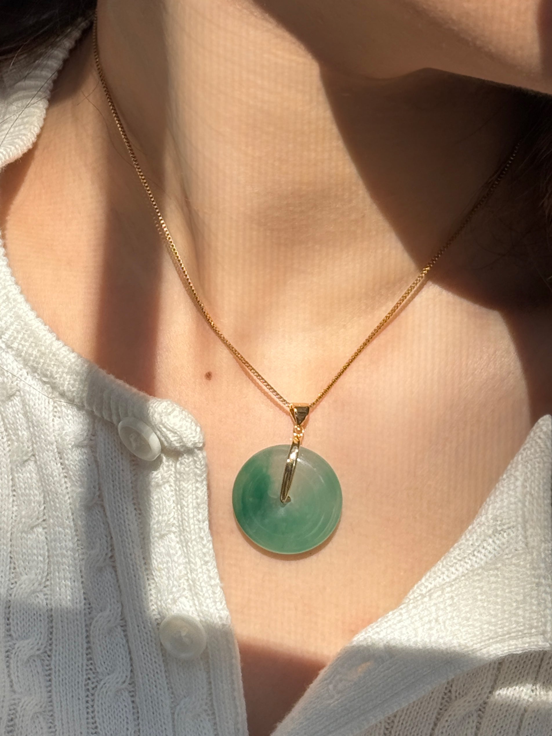 Oro — Jade Stone Pendant Necklace
