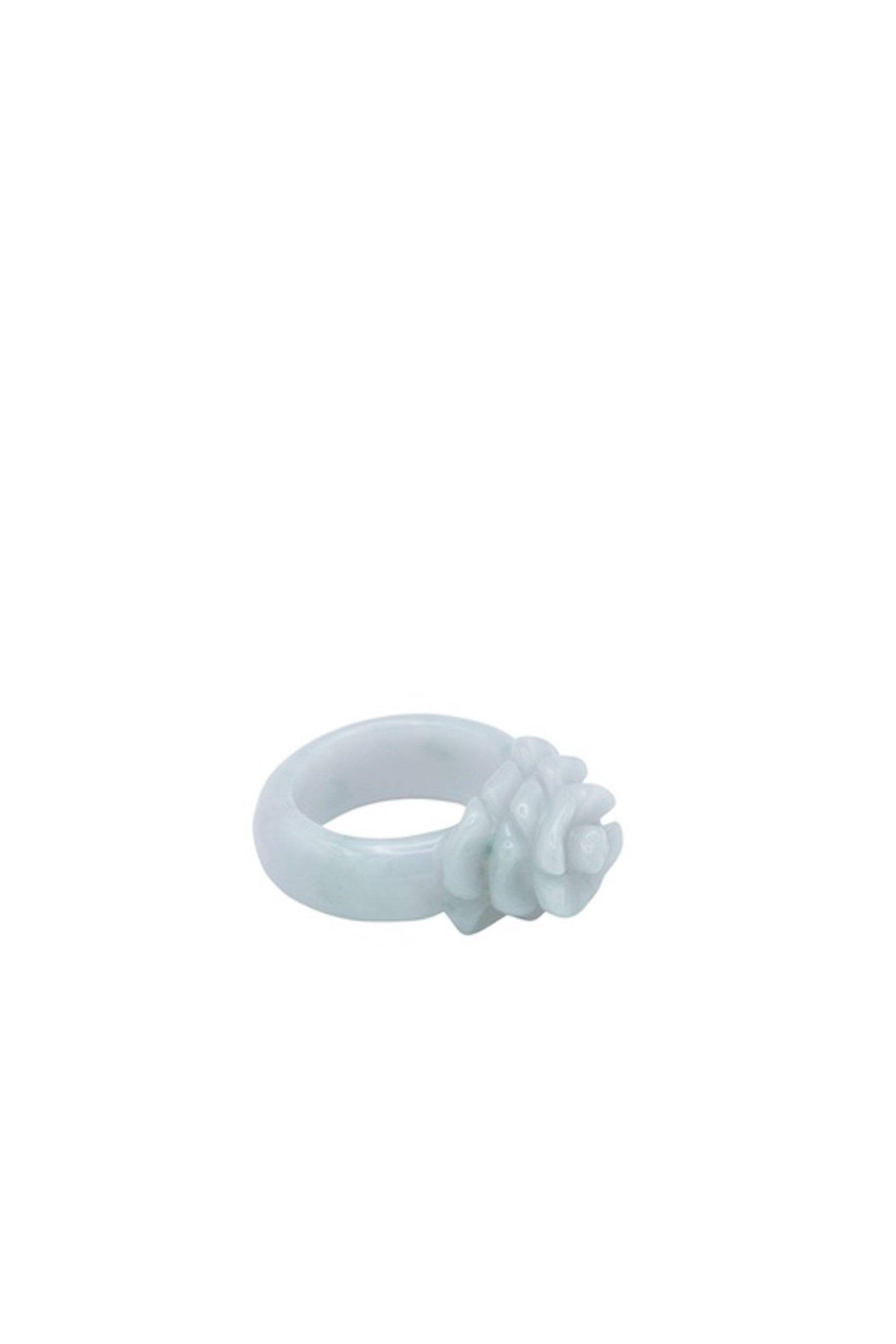 seree - Rose — Off-White Jade Ring