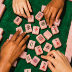 seree royal flush thirteen wonders rose quartz mahjong gift set 1