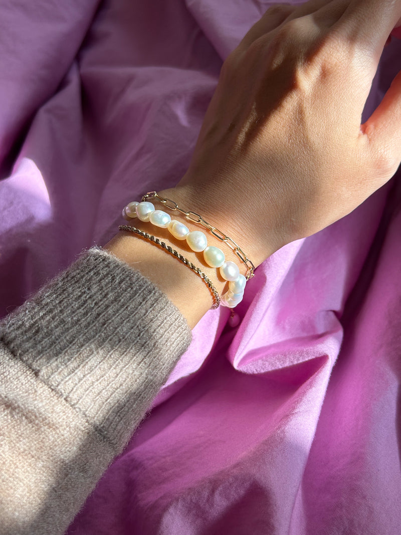 Stella — Freshwater pearl bracelet