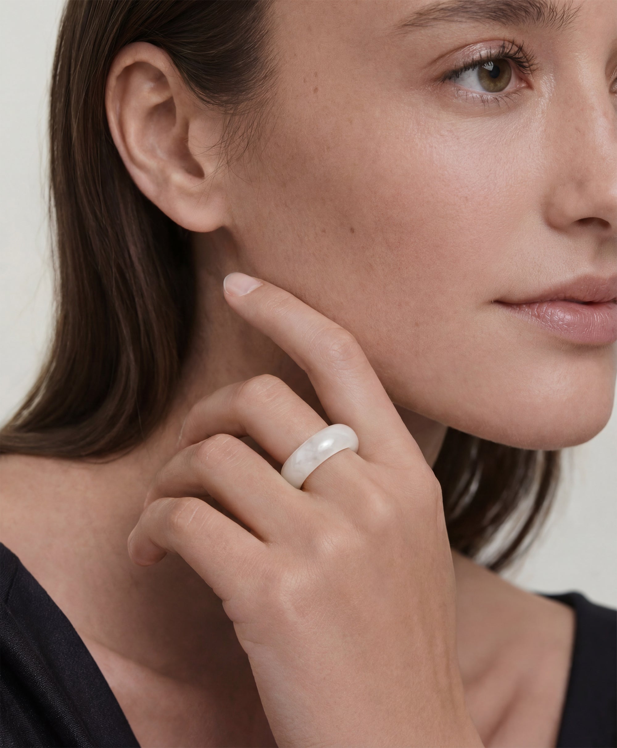 seree - Tee — White Jade Stone Ring