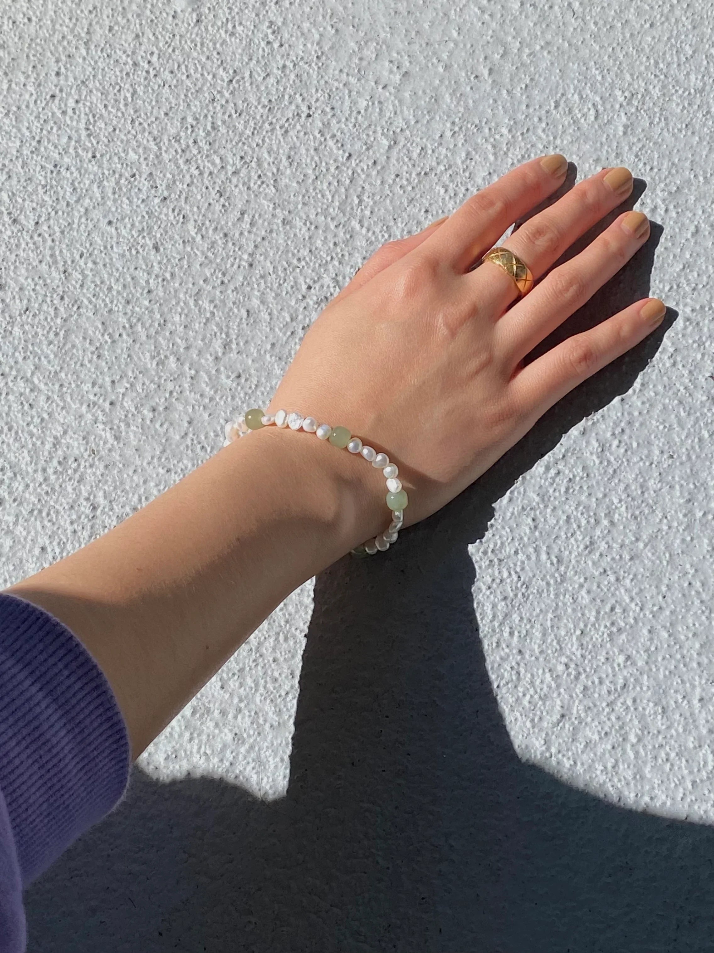 seree - Isabelle — Pearl and Green Jade Bracelet