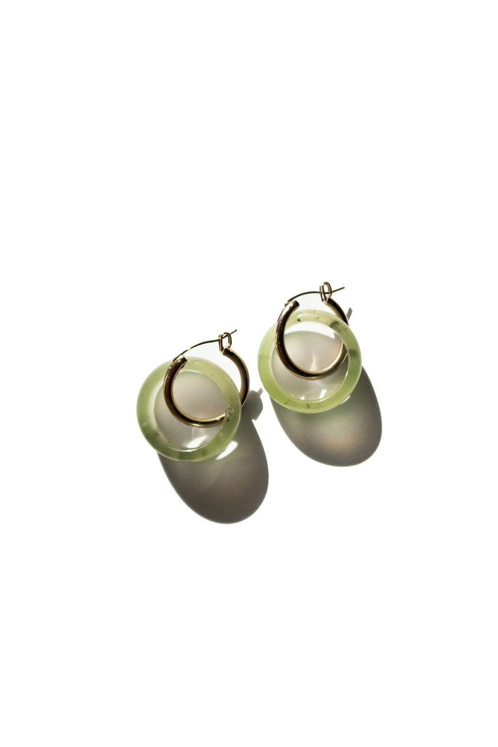 seree-amelie-skinny-green-hoop-earrings-quartzite-jade