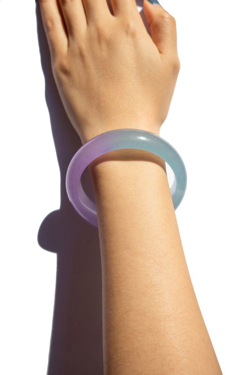 seree-aurora-ombre-purple-blue-quartzite-bangle