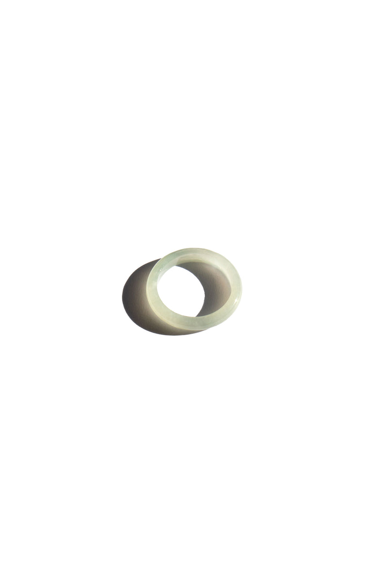 seree-chess-skinny-in-off-white-jadeite-ring
