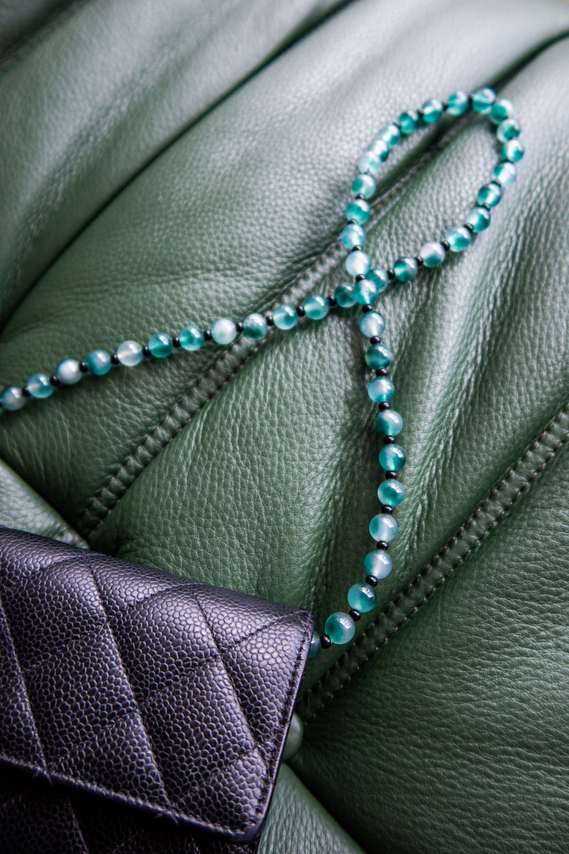 seree-cyan-jade-stone-beaded-bag-chain-in-quartzite