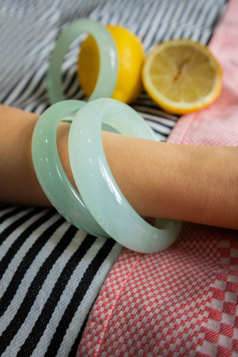 seree-lemonade-quartzite-light-cyan-bangle