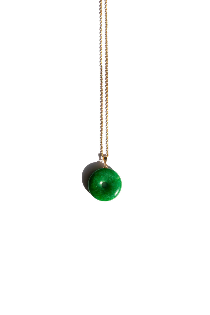 Medallion — Green jade stone pendant necklace