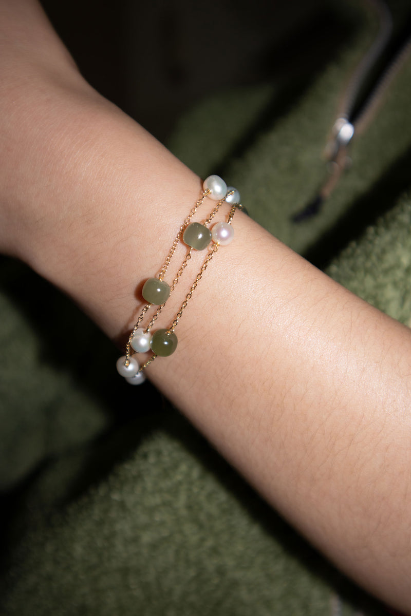 seree-olivia-pearl-jade-bracelet