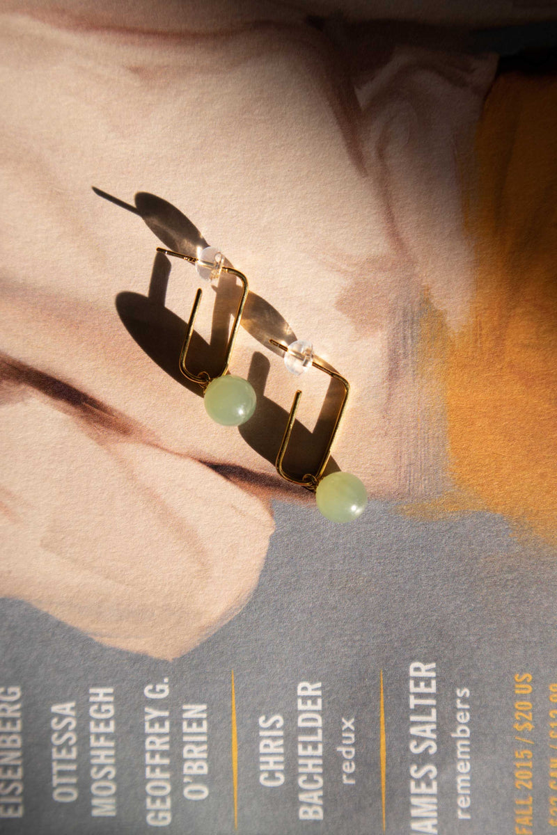 seree-pin-drop-earrings-in-green-nephrite-jade