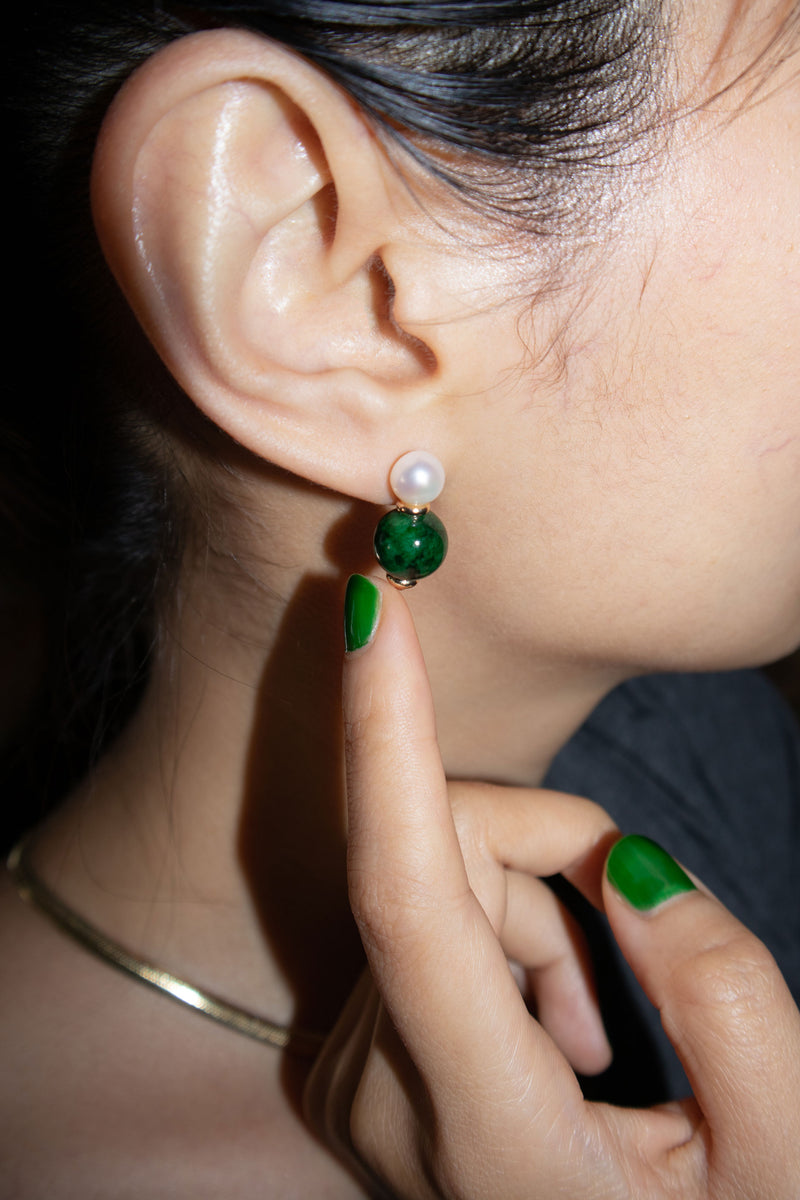 seree-robyn-drop-earrings-with-freshwater-pearl-and-green-jadeite-beads