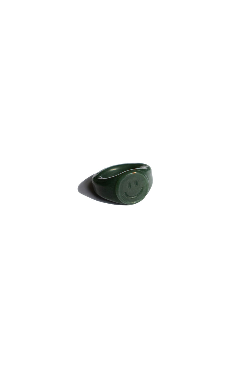 seree-smiley-face-signet-ring-in-dark-green-nephrite-jade