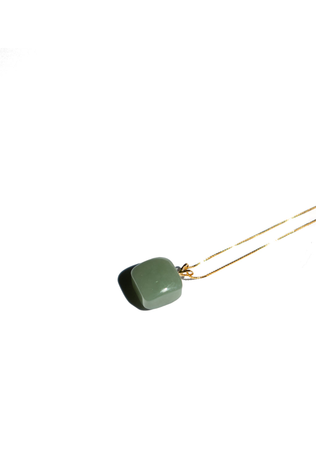 seree-sugar-cube-jade-pendant-in-green-nephrite
