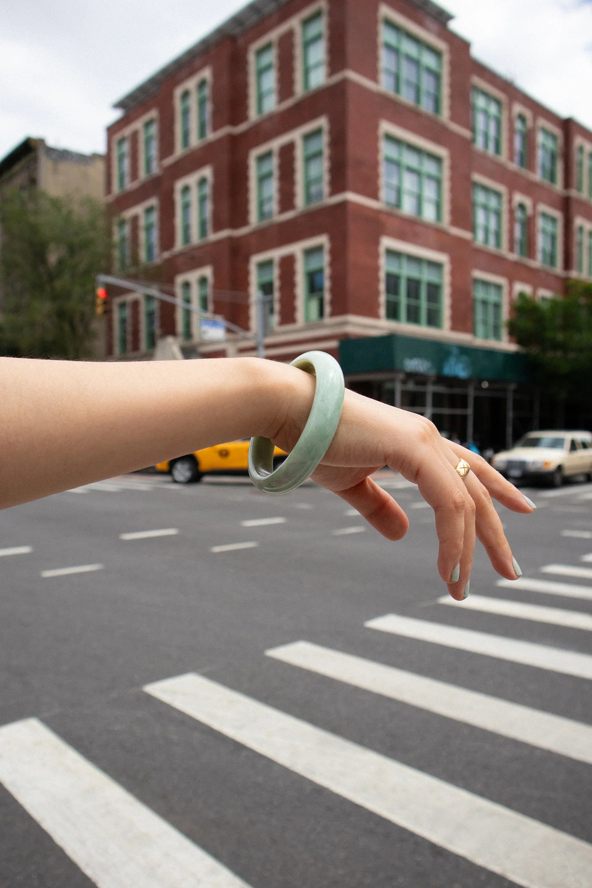 seree - Tennis — Opaque Green Jade Stone Bangle