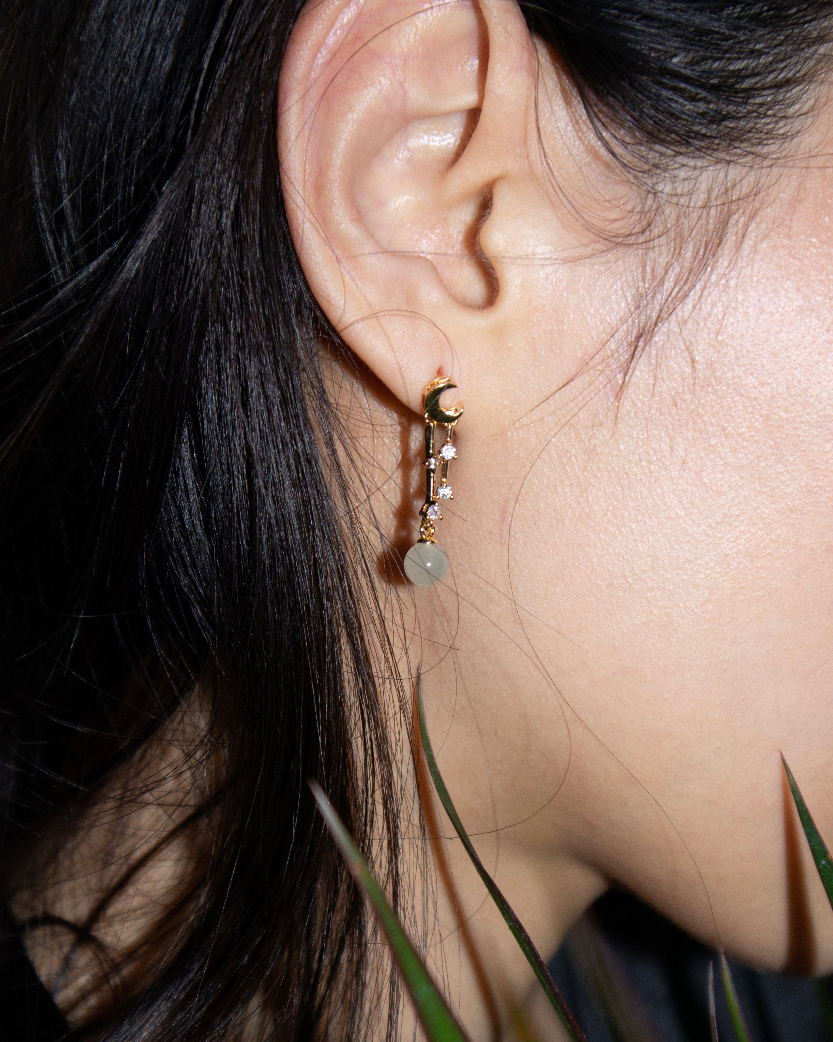 seree - Twinkle — Moon and Star Drop Earrings
